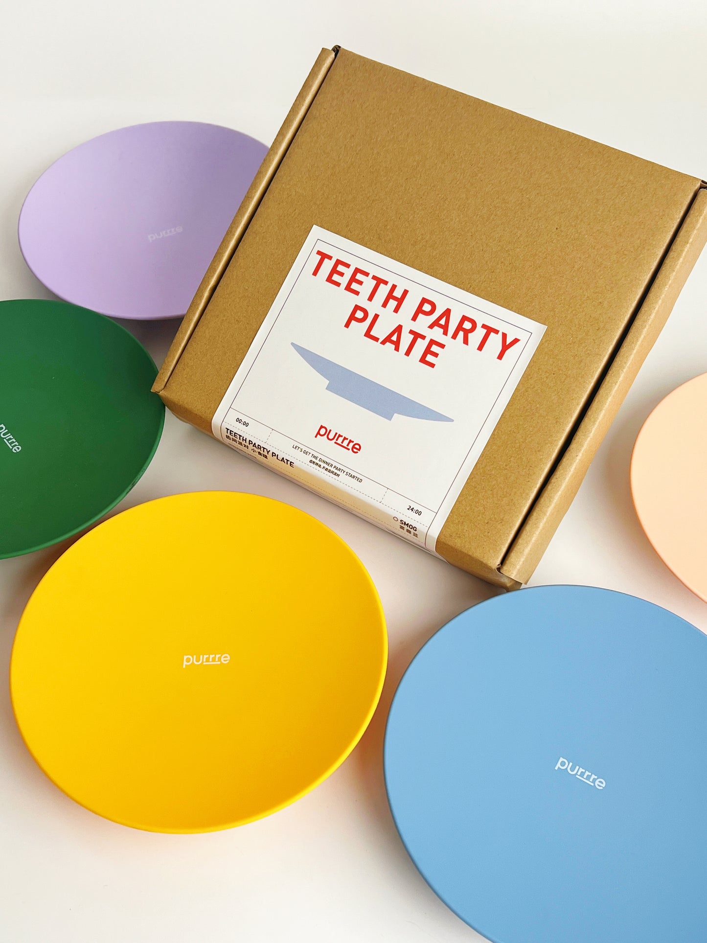 Teeth Party Elevated Feeders